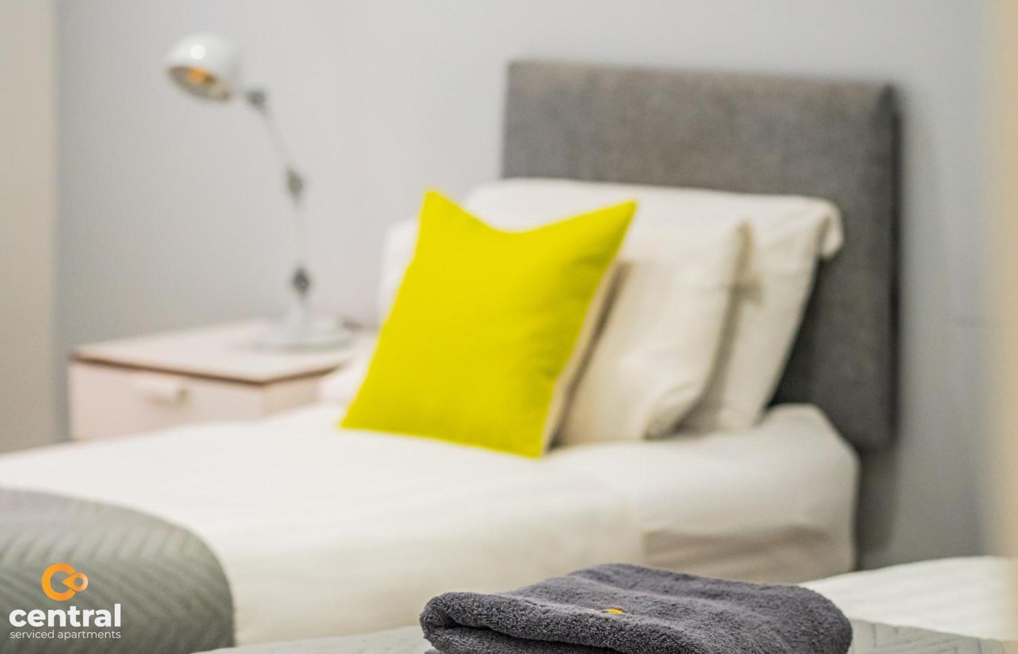 Central Serviced Apartments - 2 Bedroom - Walk Away From City Centre & Universities - Sleeps 4 - 1 X Double 2 X Single - Smart Tvs In All Rooms - Short Term Stays Welcome - Walk Away From Train & Bus Station - Preferred Location For Short Stay In Dun Данди Экстерьер фото
