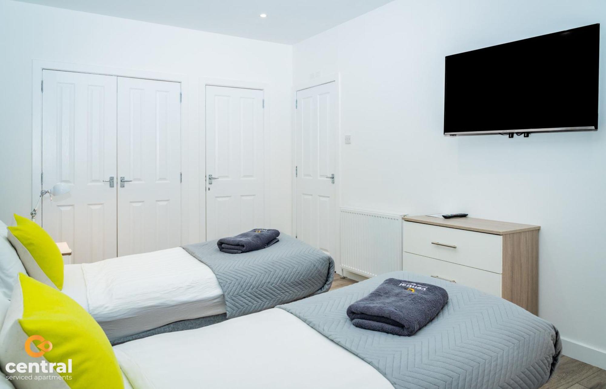 Central Serviced Apartments - 2 Bedroom - Walk Away From City Centre & Universities - Sleeps 4 - 1 X Double 2 X Single - Smart Tvs In All Rooms - Short Term Stays Welcome - Walk Away From Train & Bus Station - Preferred Location For Short Stay In Dun Данди Экстерьер фото